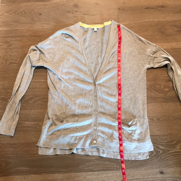 •Gap Cardigan• - Picture 4 of 4